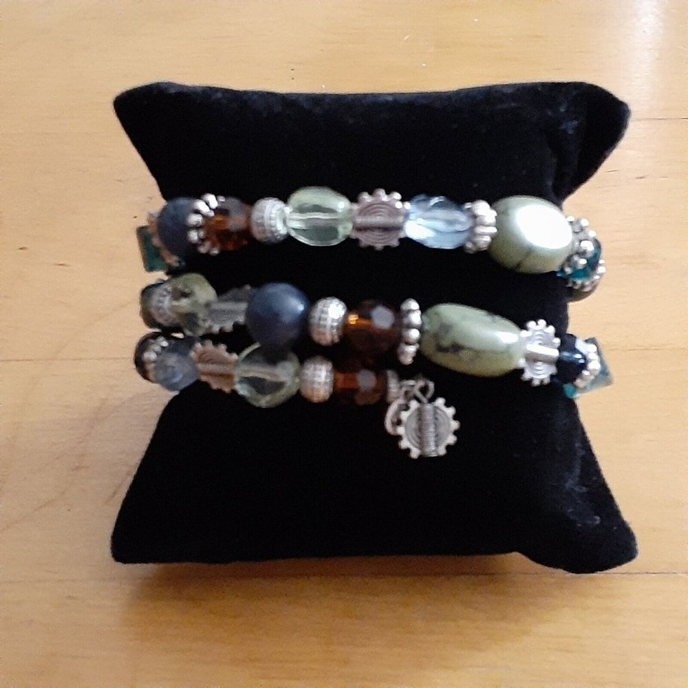 Mixed Media 3 Layer Memory Wire Bracelet Alternat… - image 4